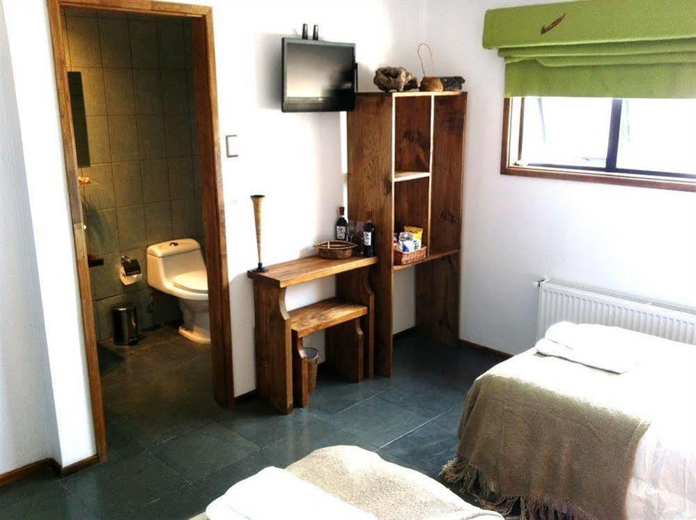 Hotel Hallef Puerto Natales Kültér fotó