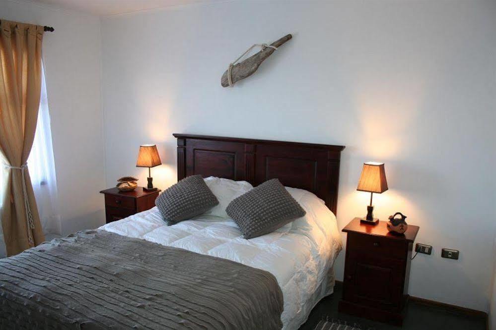 Hotel Hallef Puerto Natales Kültér fotó