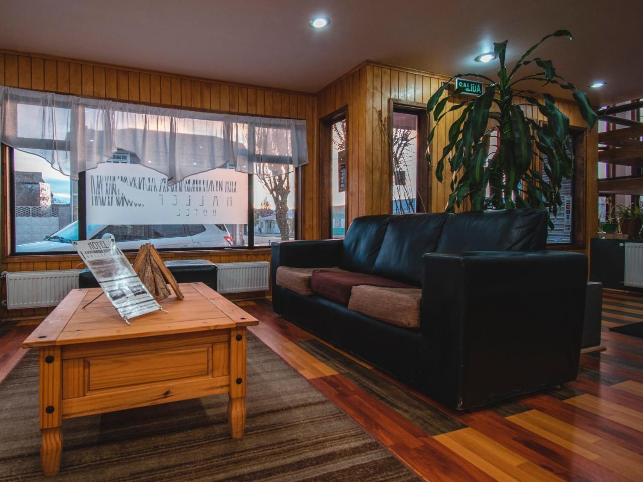 Hotel Hallef Puerto Natales Kültér fotó