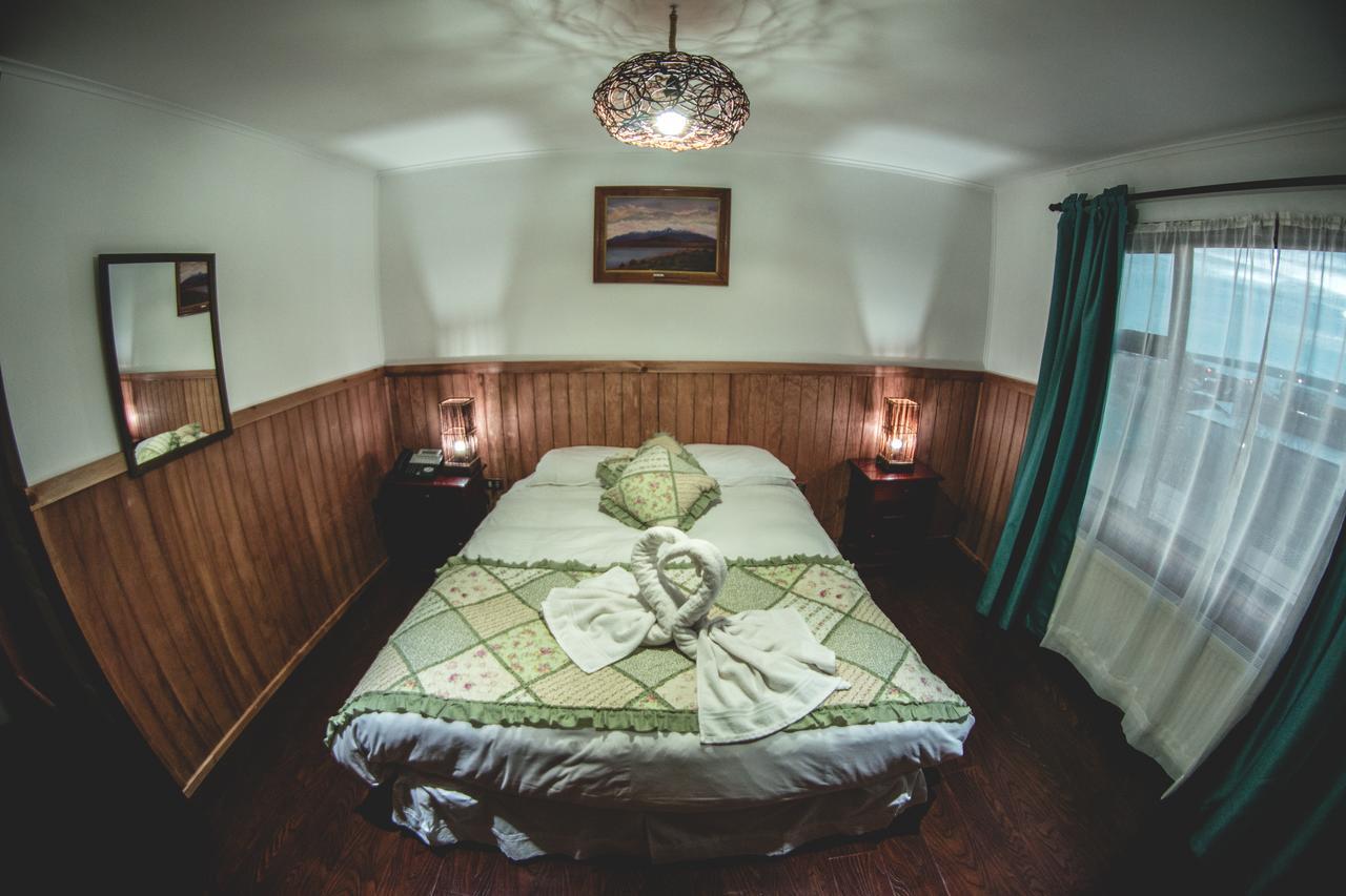 Hotel Hallef Puerto Natales Kültér fotó